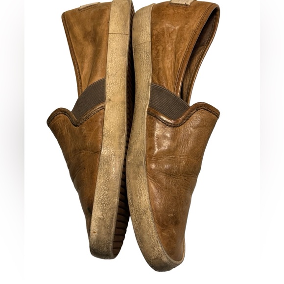 Vintage FRYE Brown Leather Slip On Aged WORN Women’s 6.5 M Shoes - Picture 5 of 9